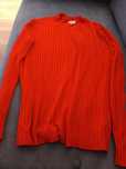 Damski sweter w prążki