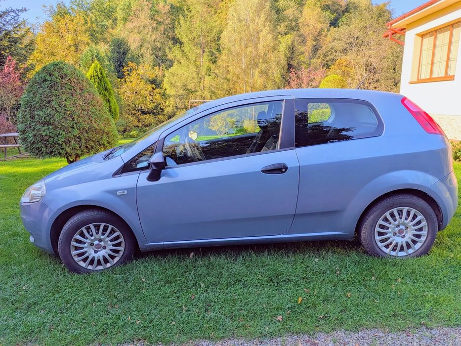 Fiat Grande Punto Fiat Grande Punto 1.2 Benzyna 2009 139000 km klimatyzacja