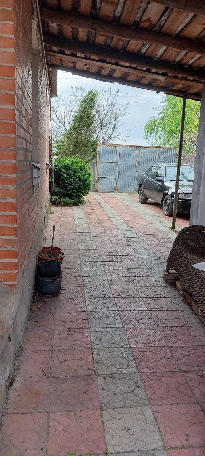 Продам  дом в Изюме