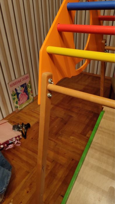 Дитячий спортивний куточок