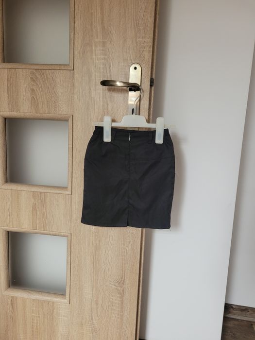 Elegancka spódniczka 128