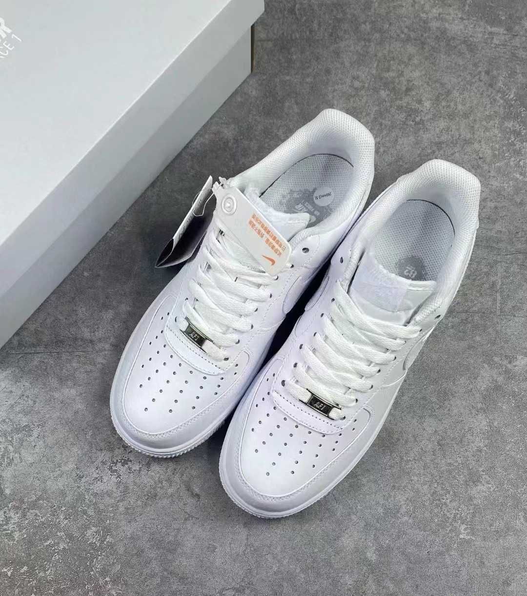 Nike Air Force 1 '07 White 44