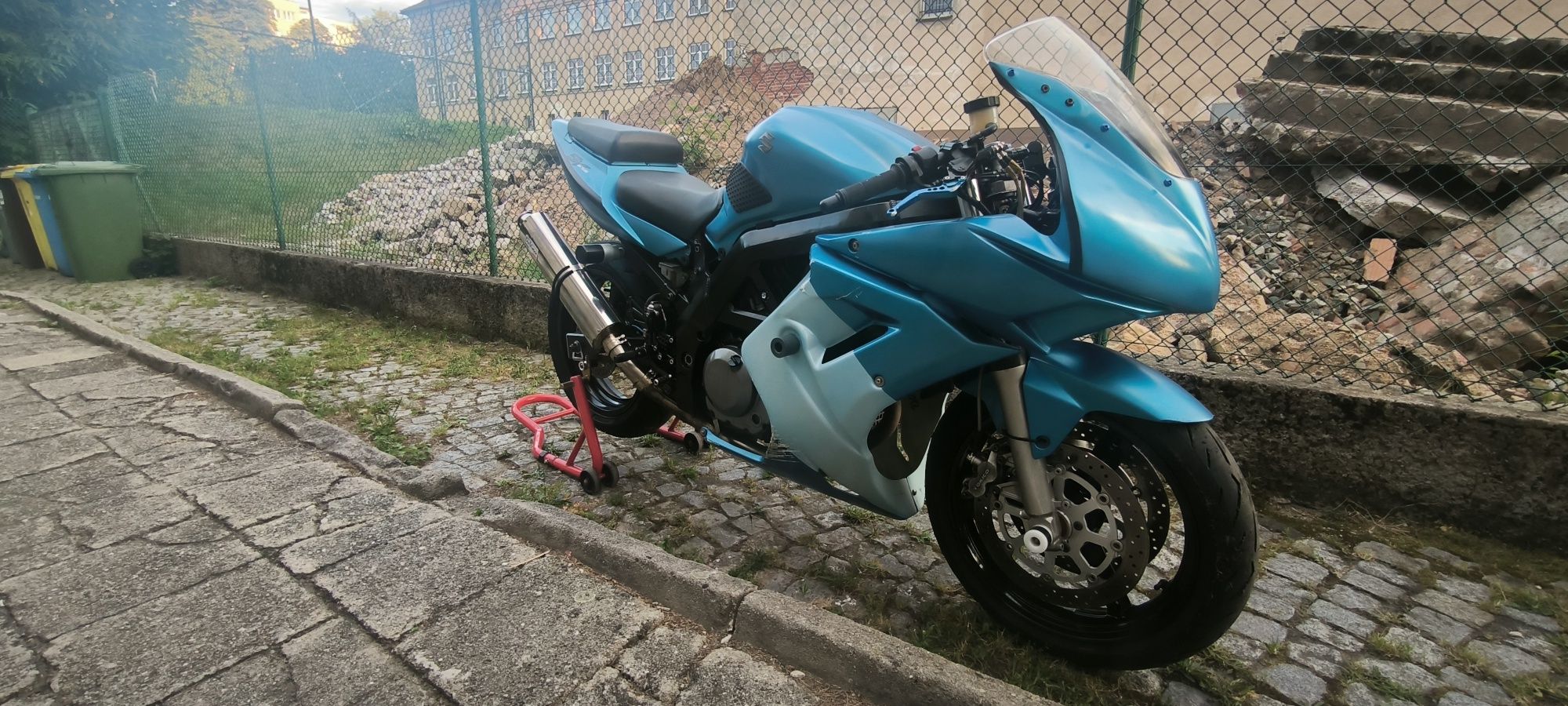 Suzuki SV 650 tor+droga