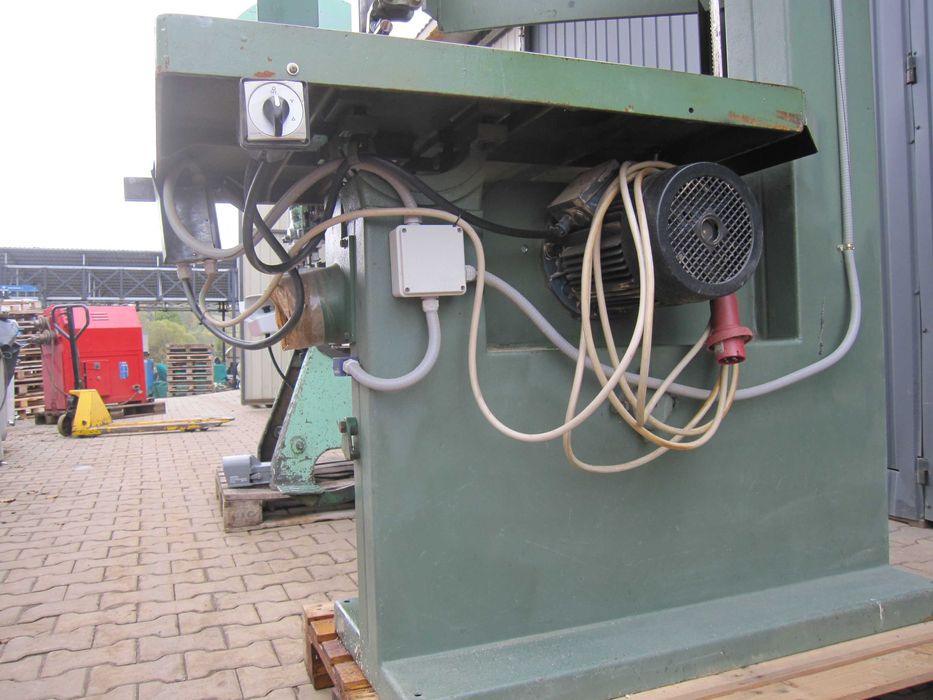 Piła taśmowa do drewna 800 stolarskie