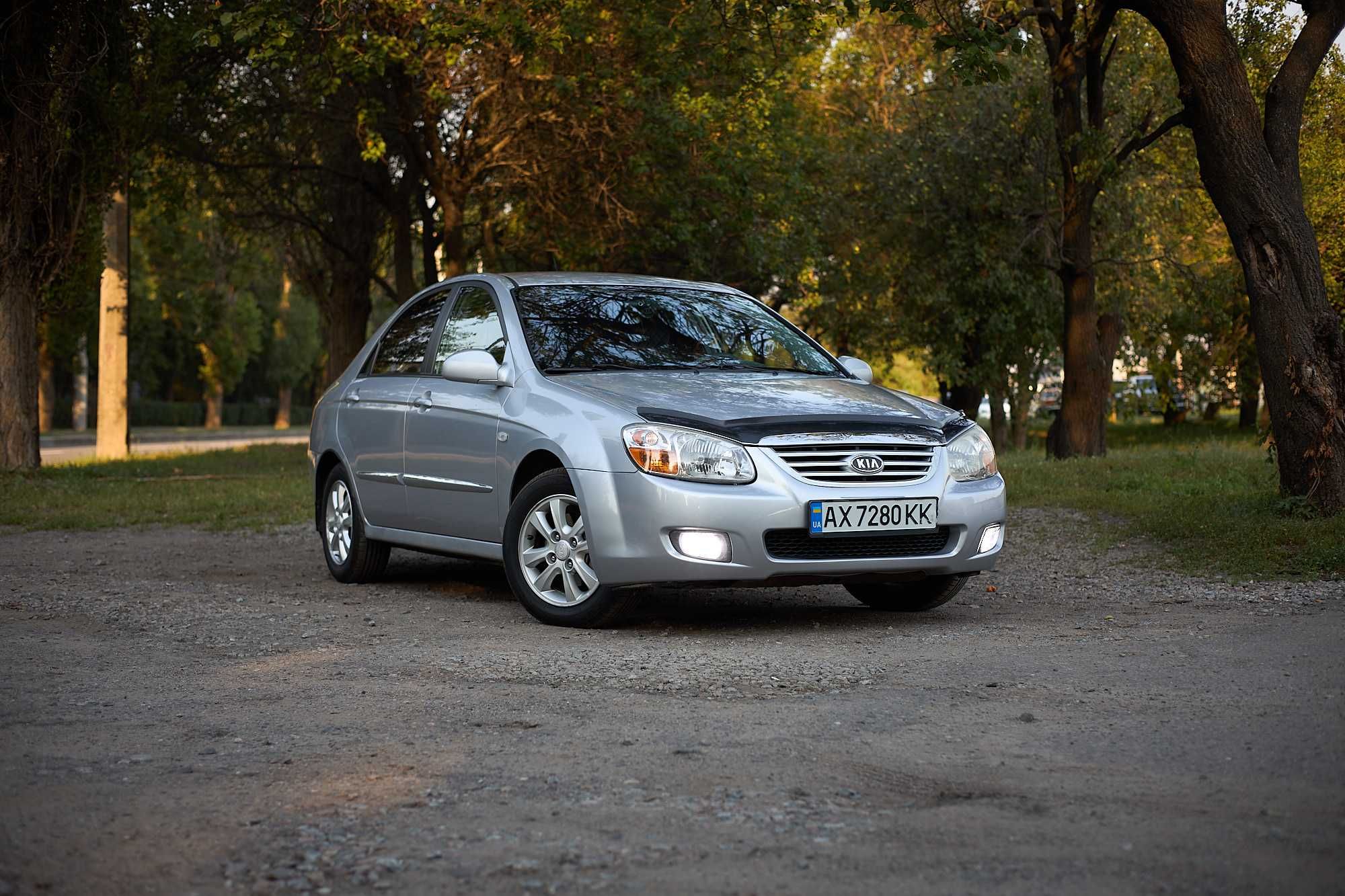 Kia Cerato 2007 2.0 MT 143 к.с EX