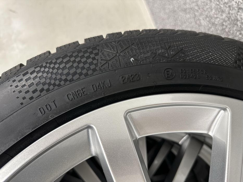 Nowe oryginalne koła zimowe alufelgi 19 Audi SQ3 RSQ3 Q3 83A