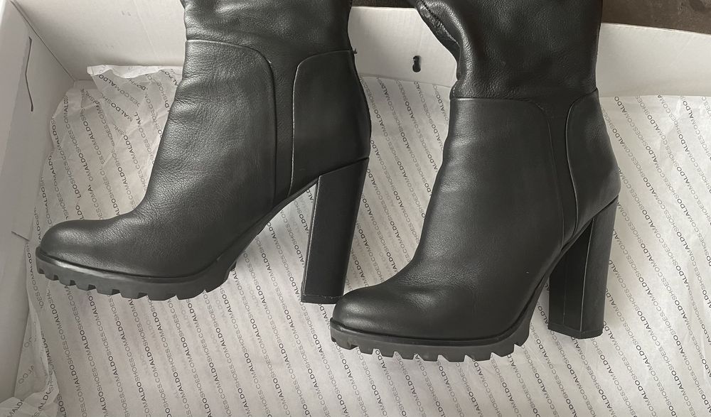 Botas cano alto Aldo (novas)