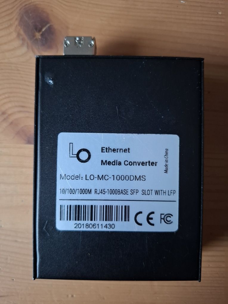 Media konwerter 10/100/1000Base-TX na 1000Base-FX