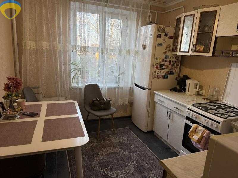 Квартира з ремонтом , меблями та технікою в с. Буялик!