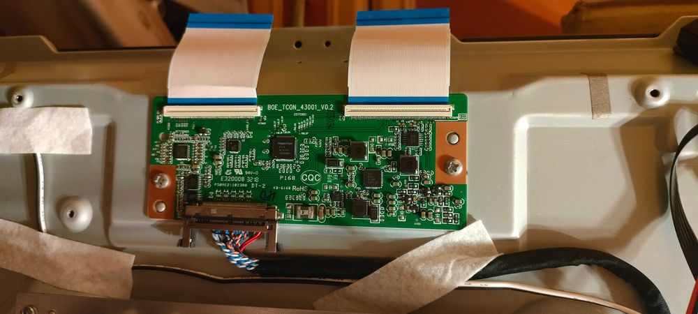 GRUNDIG 43VLE601 43" części