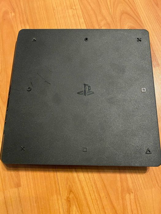 Vendo PS4 slim 1TB