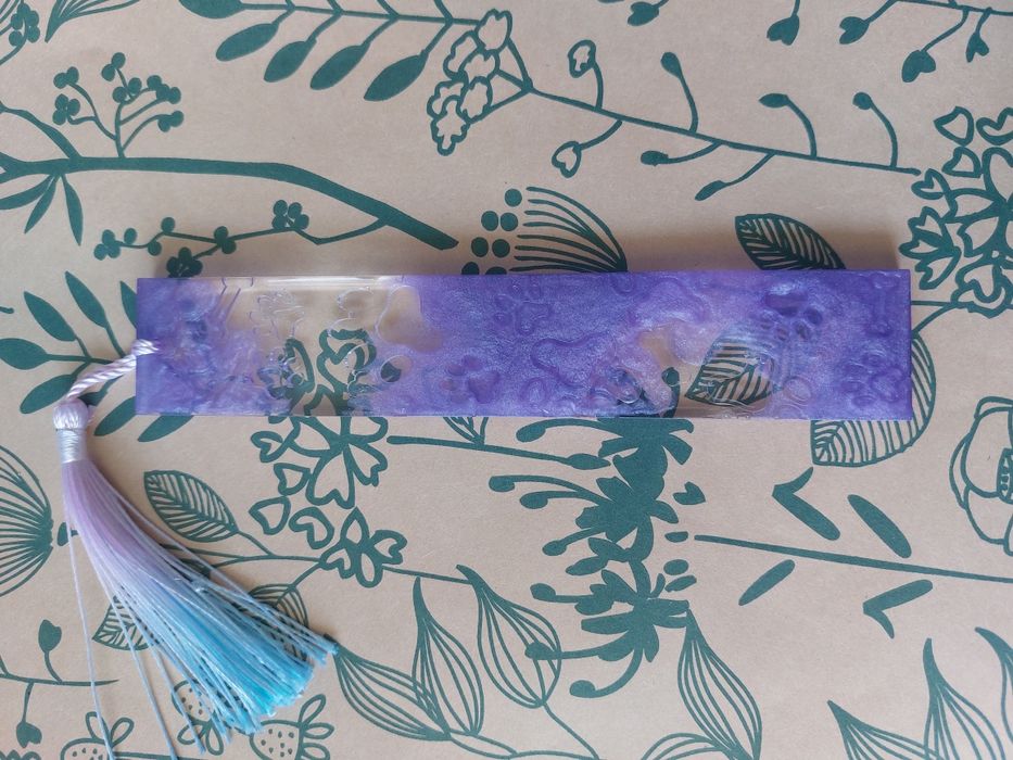 Zakładka do książki,  psie łapki