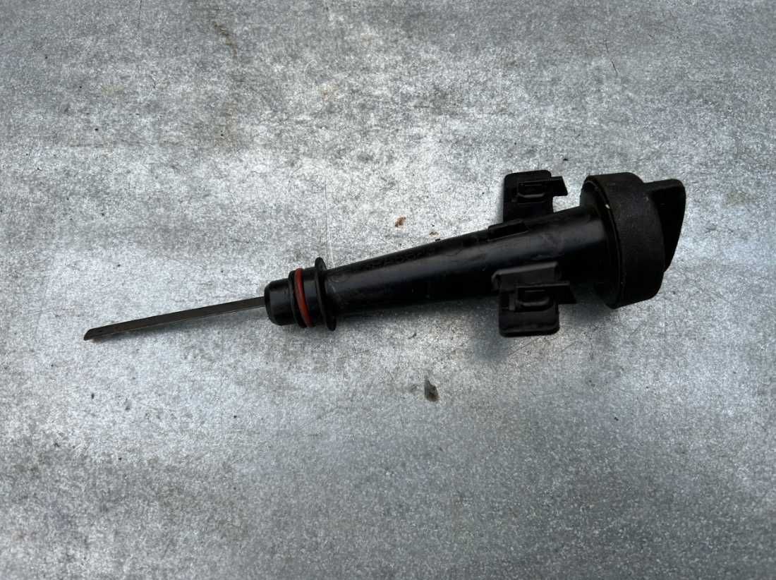 Bagnet miarka oleju Briggs Stratton 675 EXI 650EXI 675ISI 675IS 163cm3