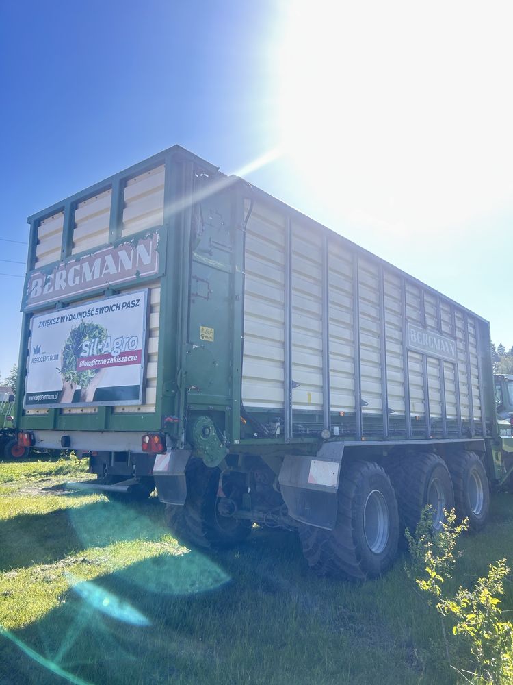 Przyczepa samozbierająca bergmann shuttle 980k