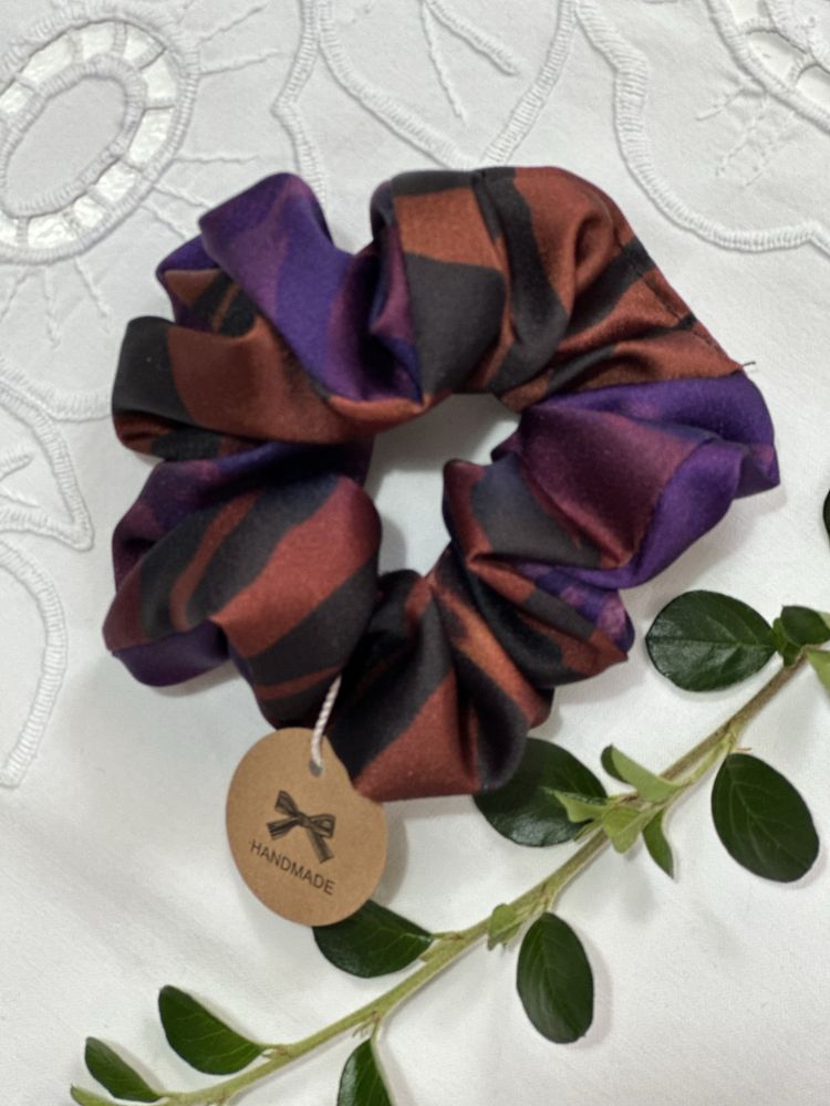Gumka do Włosów scrunchie print panterki delikatna subtelna rękodzieło