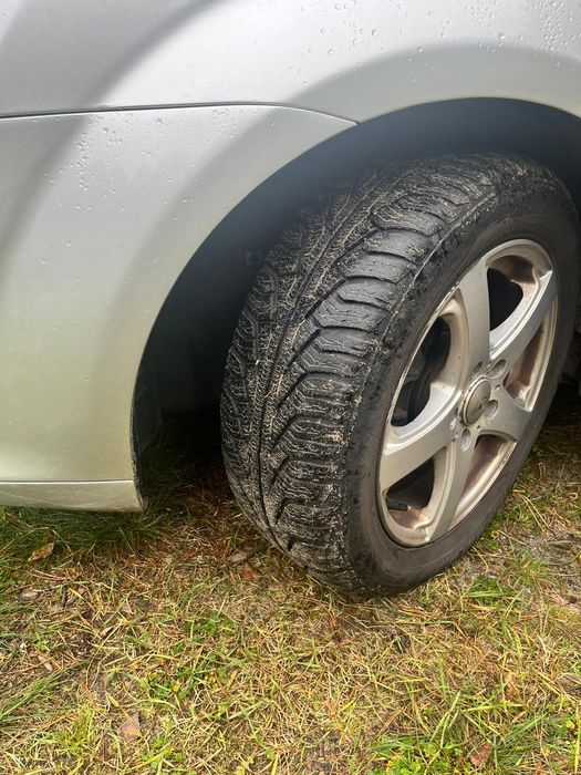 Toyota Corolla Verso 2.2 D4D 136KM 7 Osobowy Relingi Hak