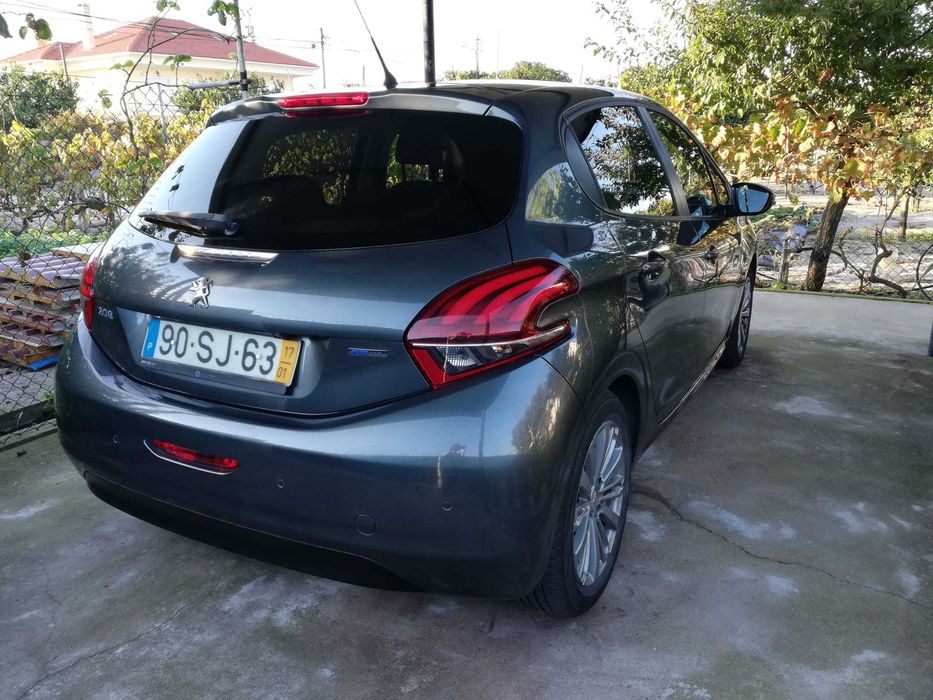 Peugeot 208 1.2 e-VTI Style