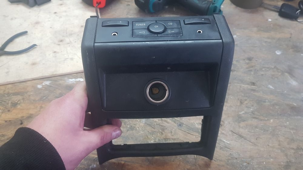 Panel twin audio tunelu tył tylnego opel vectra c signum