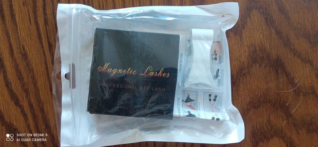 Nowy zestaw 4 par rzęs magnetycznych plus aplikator