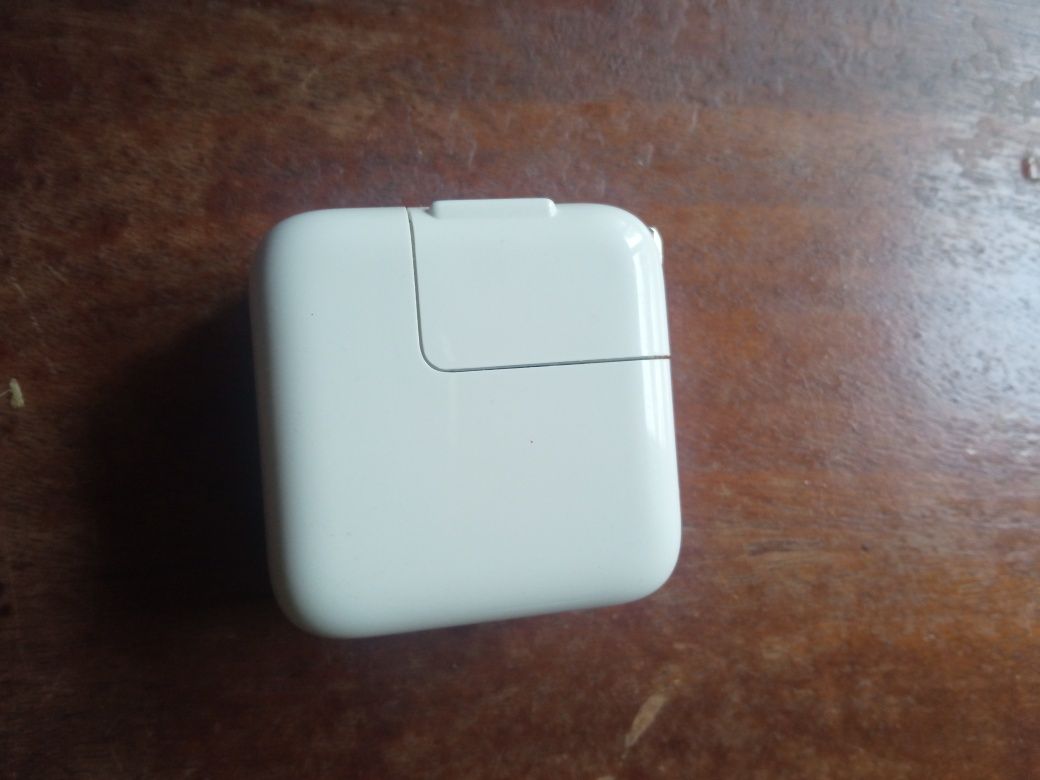Зарядний пристрій Apple 12W USB Power Adapter