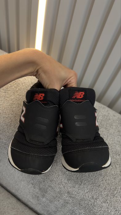 Ботінки New Balance 29 розмір єврозима