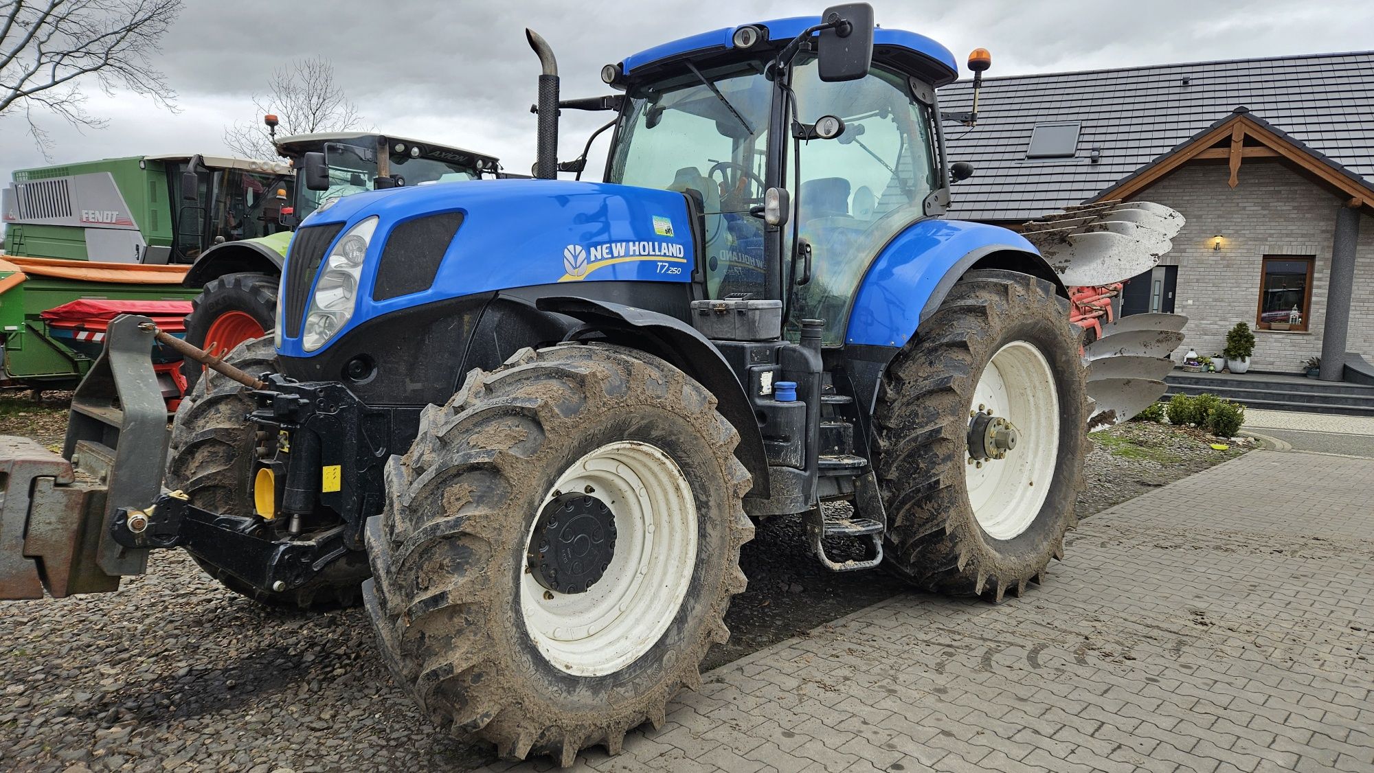 New Holland T7.250 WOM Case Puma 200