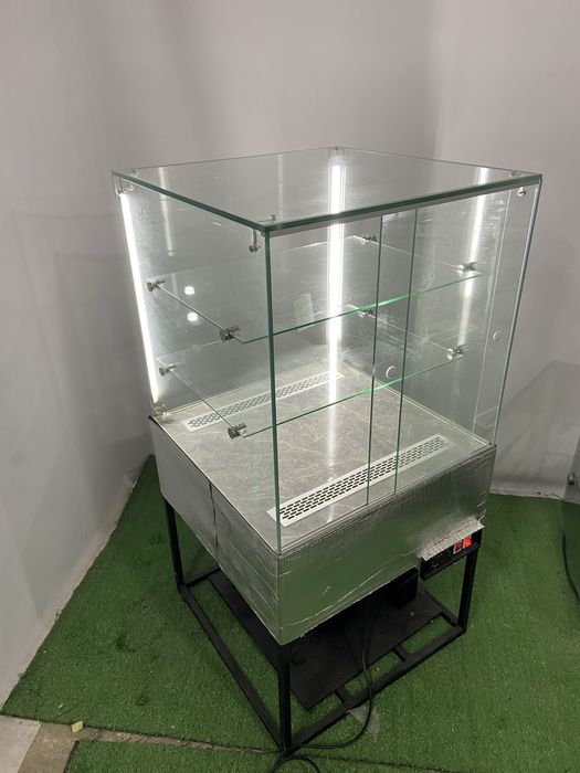 Холодильный шкаф Витрина для напитков Регал Морозилка Барный холодос