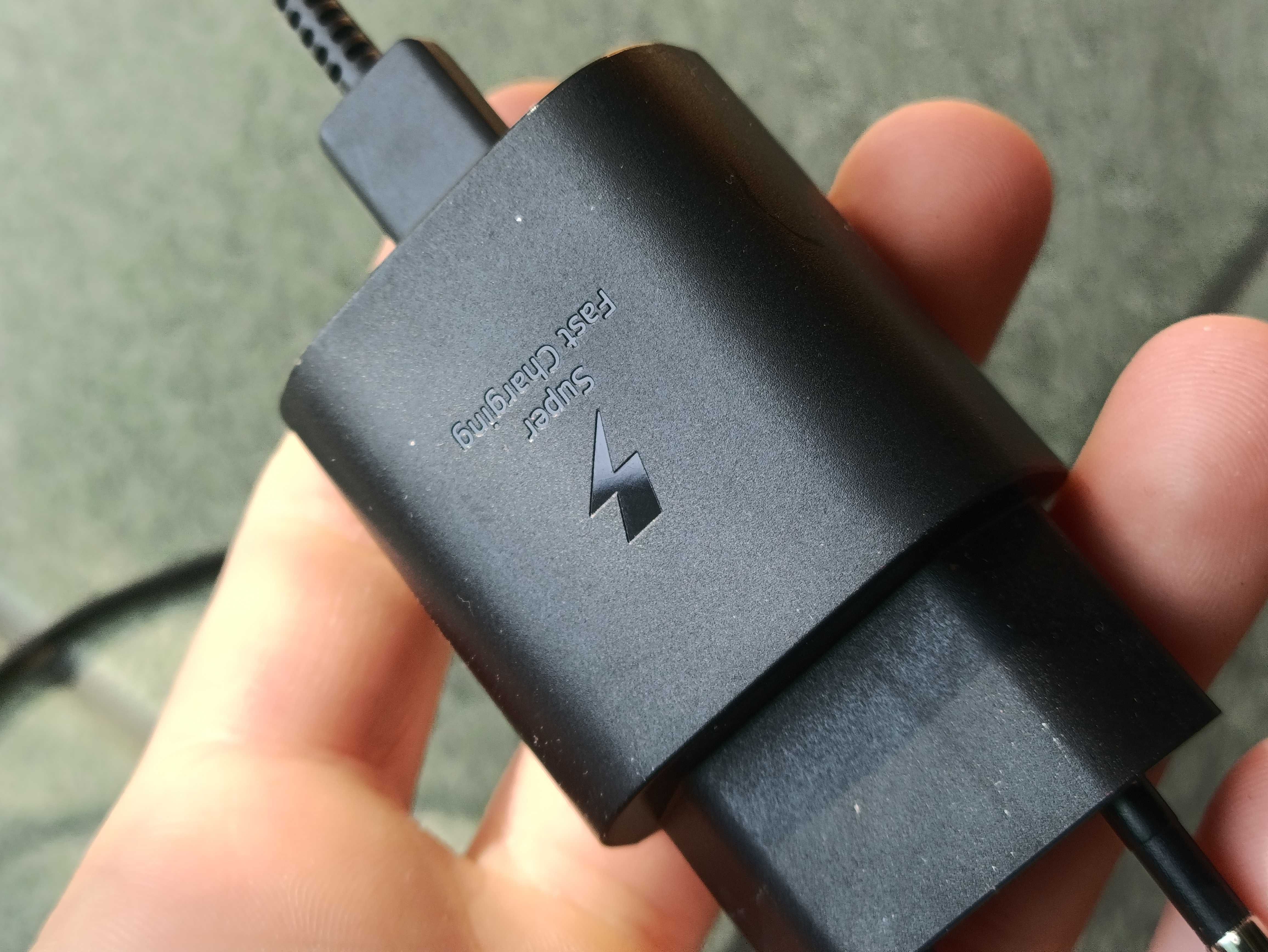Зарядное устройство Samsung Fast Charge EP-TA800 с кабелем Type-C