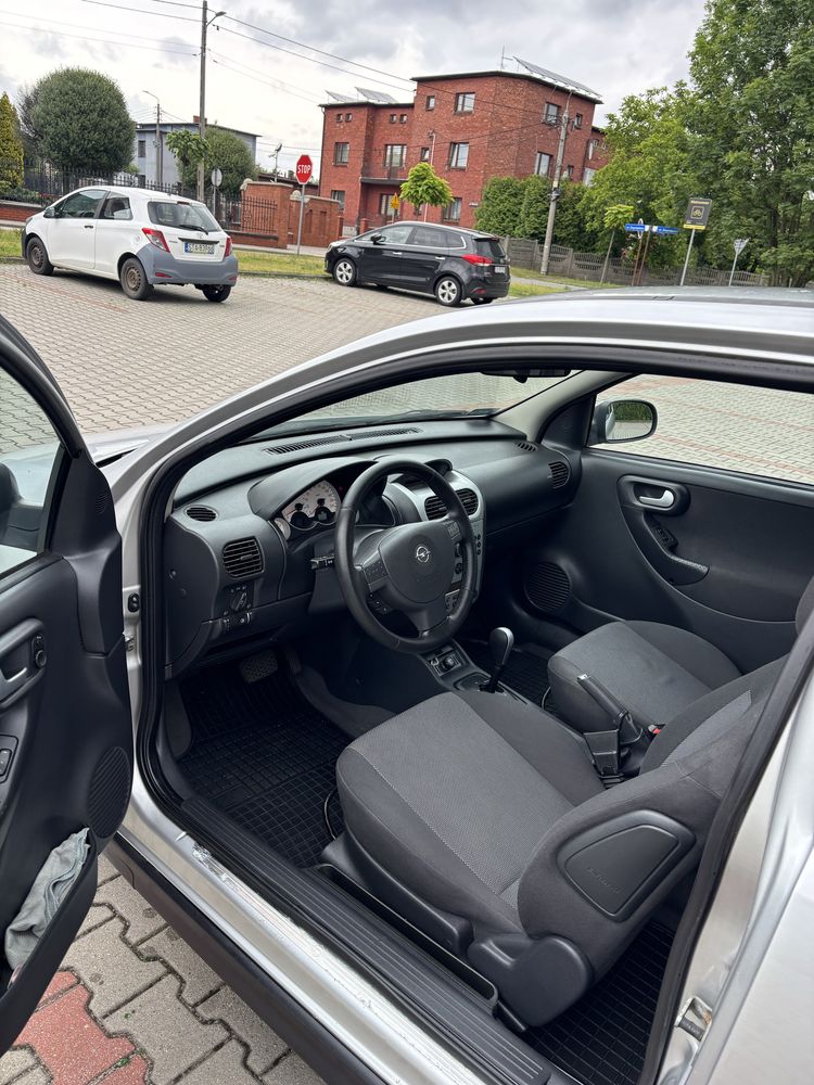 Opel corsa 1.2 automat
