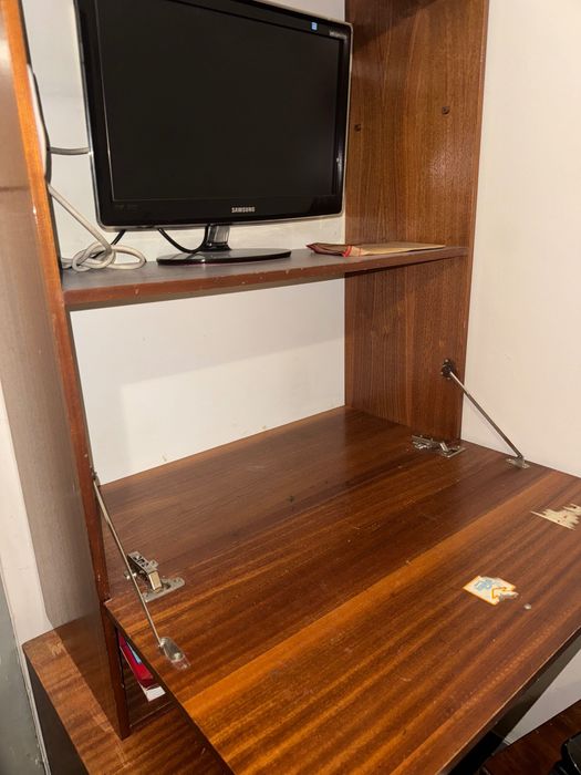 Armário de televisão