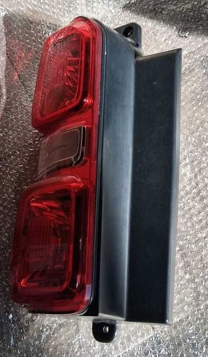 Vendo Faróis/Farolins Traseiros Citroën Berlingo Van XL 2025