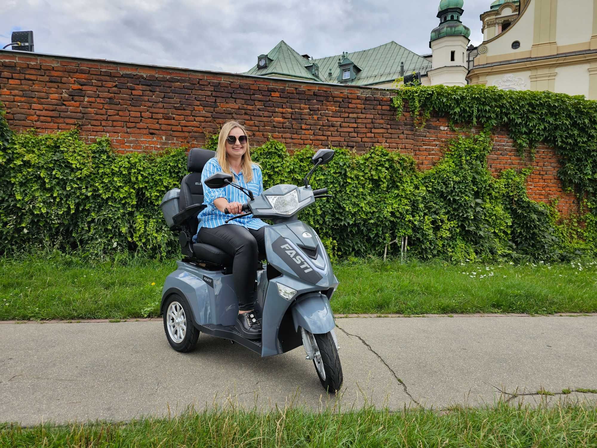 Elektryczny skuter trójkołowy Fasti 3 Max bateria do 100km