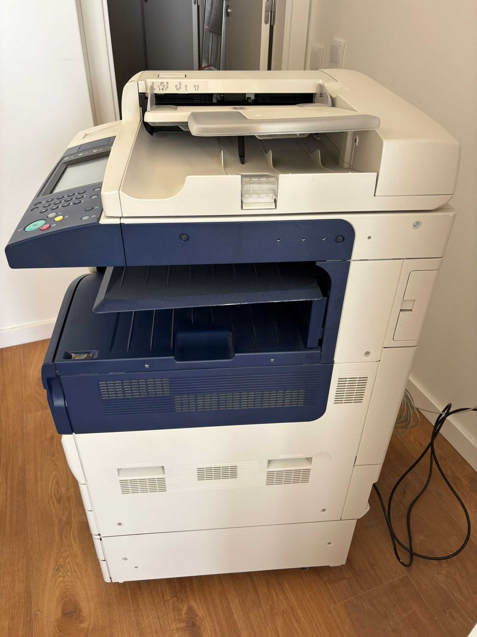 Impressora xerox WorkCentre 7120 ( c/1 toner magenta + 2 amarelos)
