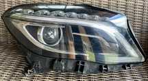 Prawa lampa Mercedes Gla 156 Bi Xenon klejona