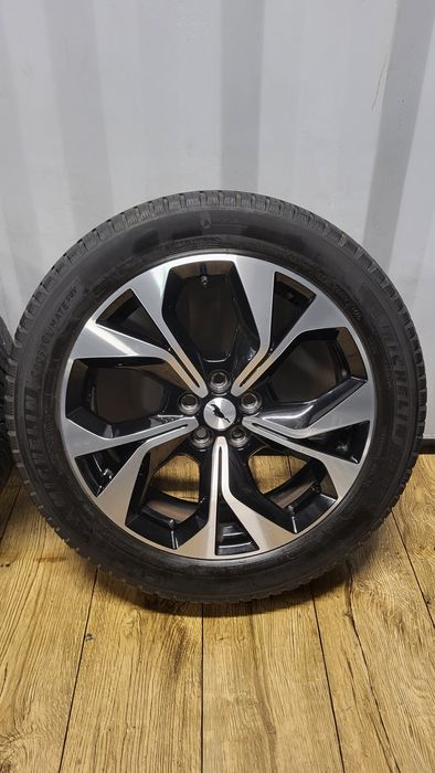 Felgi Mustang Mach-E 19" 5x108 z oponami 225/55 R19 stan idealny