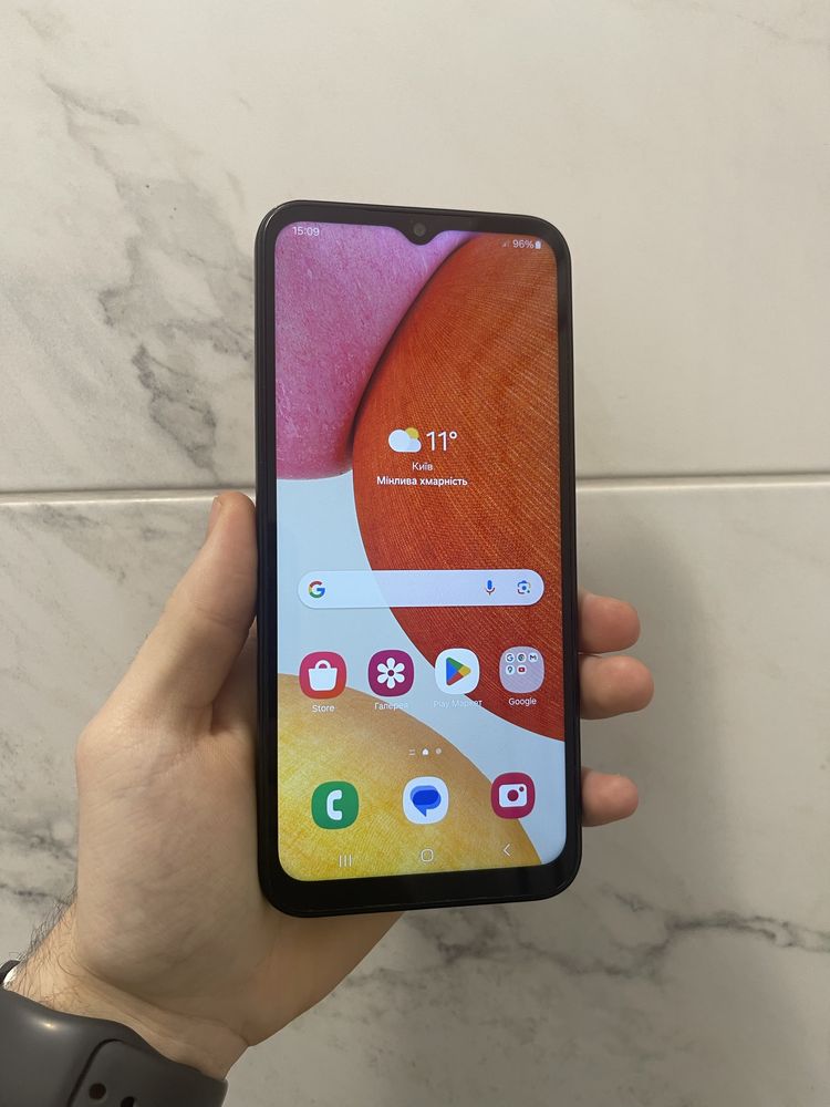 Мобільний телефон Samsung A14 в непоганому стані