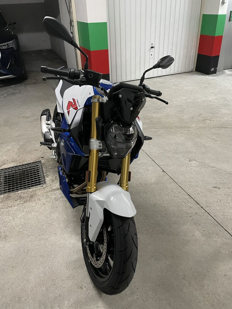 BMW F900R de Abril 2023