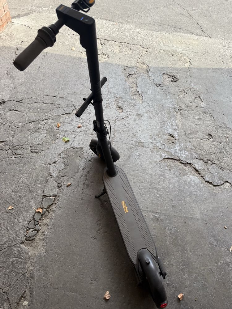 Самокат Ninebot Max G30