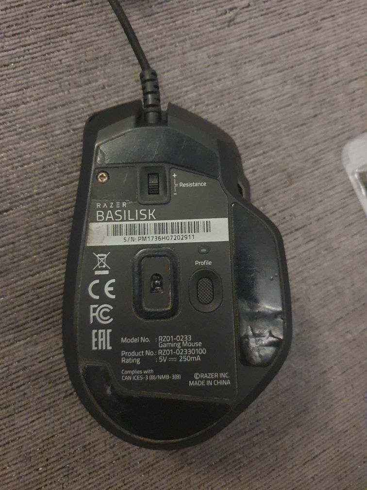 Razer Basilisk gaming mouse . Myszka komputer gry