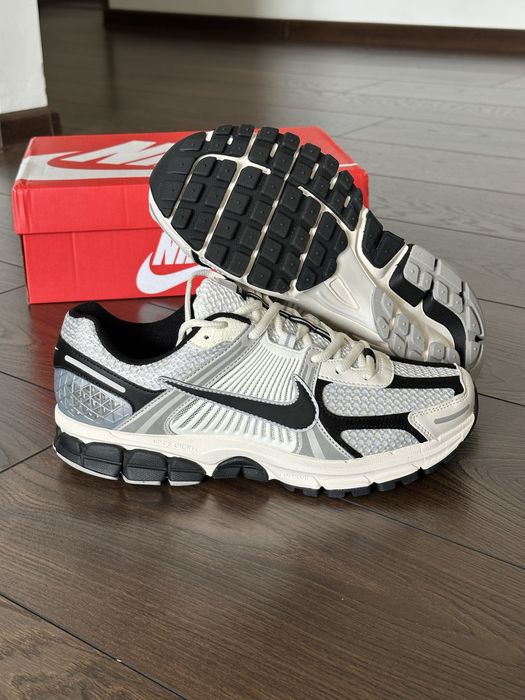 Оригінальні Кросівки Nike Air Zoom Vomero 5 Photon Dust Найки зум