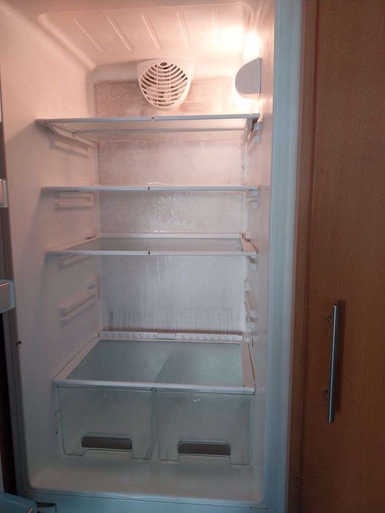 Frigorífico para embutir