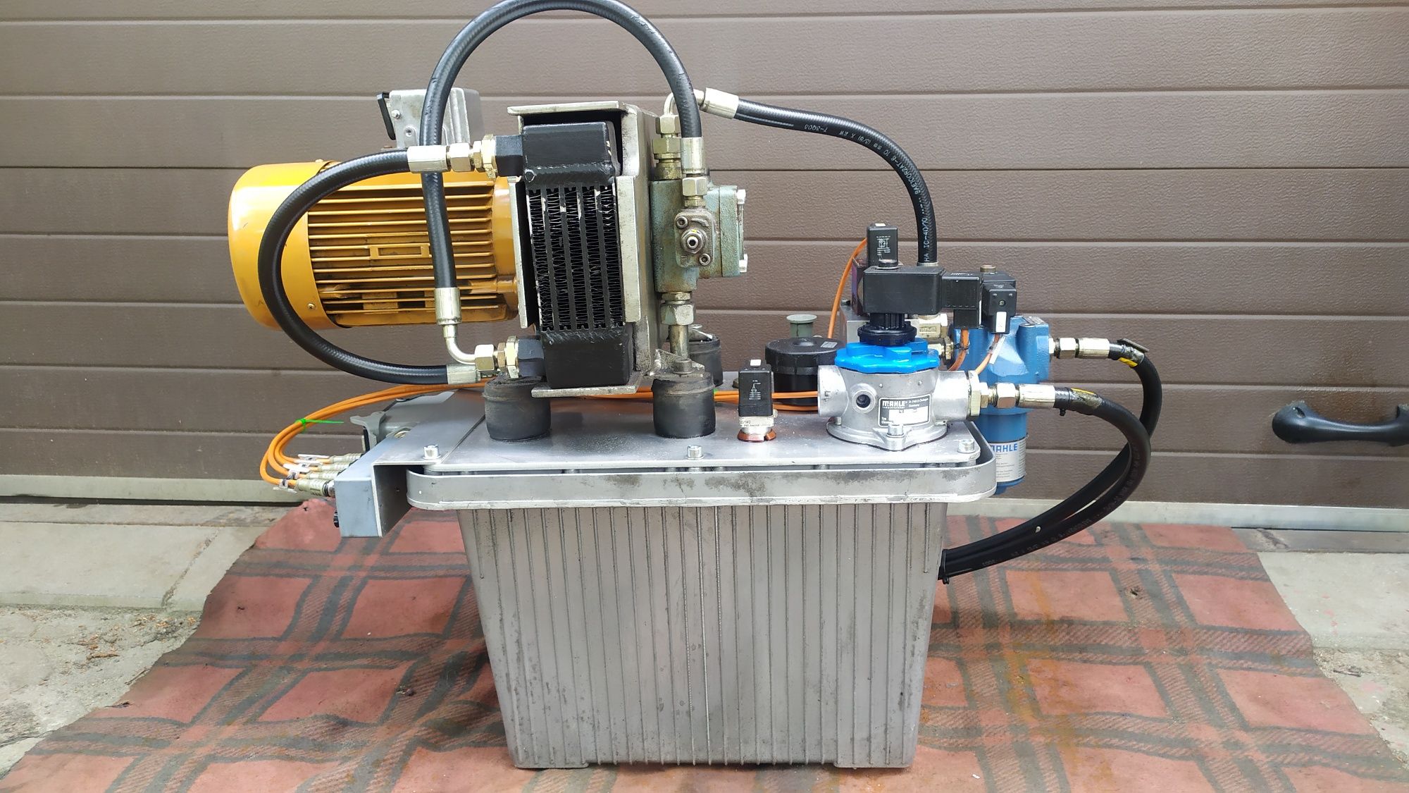 Tokarka CNC,zasilacz hydrauliczny, agregat hydrauliczny,stacja hydraul