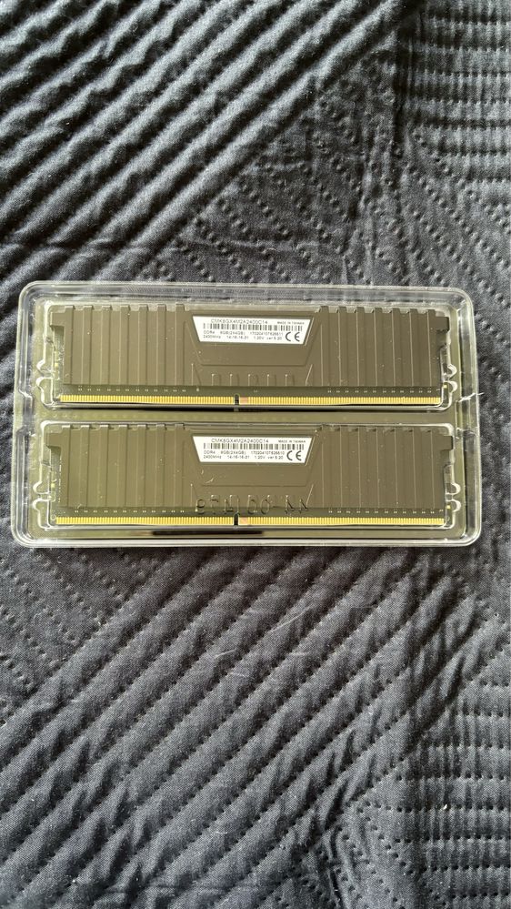 Corsair Vengeance LPX DDR4 2 x 4GB
