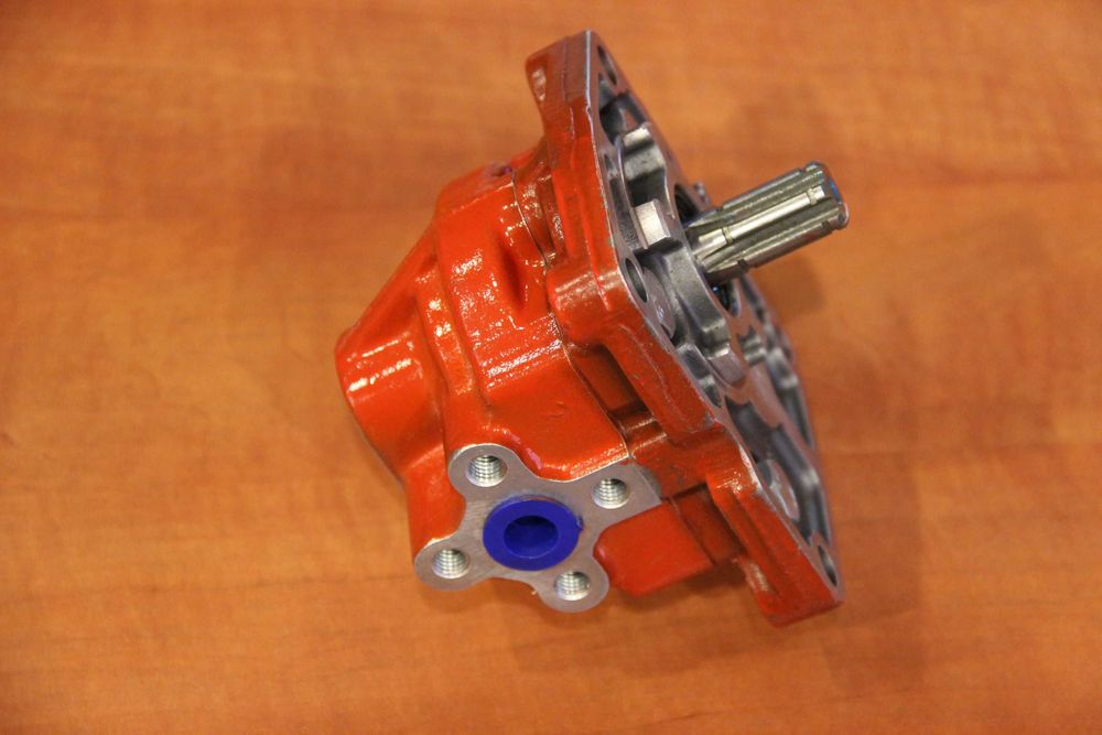 Pompa Hydrauliczna Prawa 6 Frezy NSZ10 C330 T-25