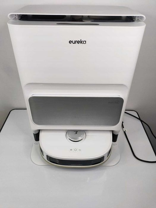 B240 Robot sprzątający mopujący Eureka J12Ultra +stacja wielofunkcyjna