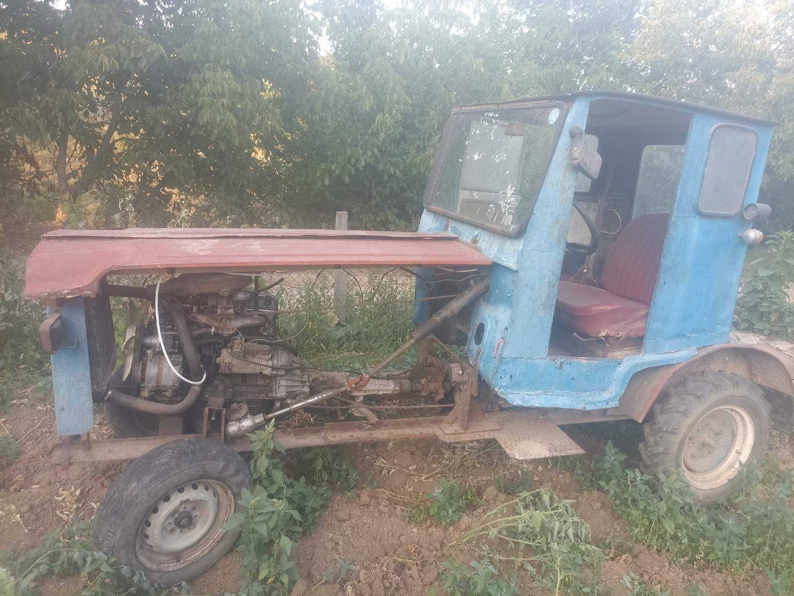 Саморобний міні трактор