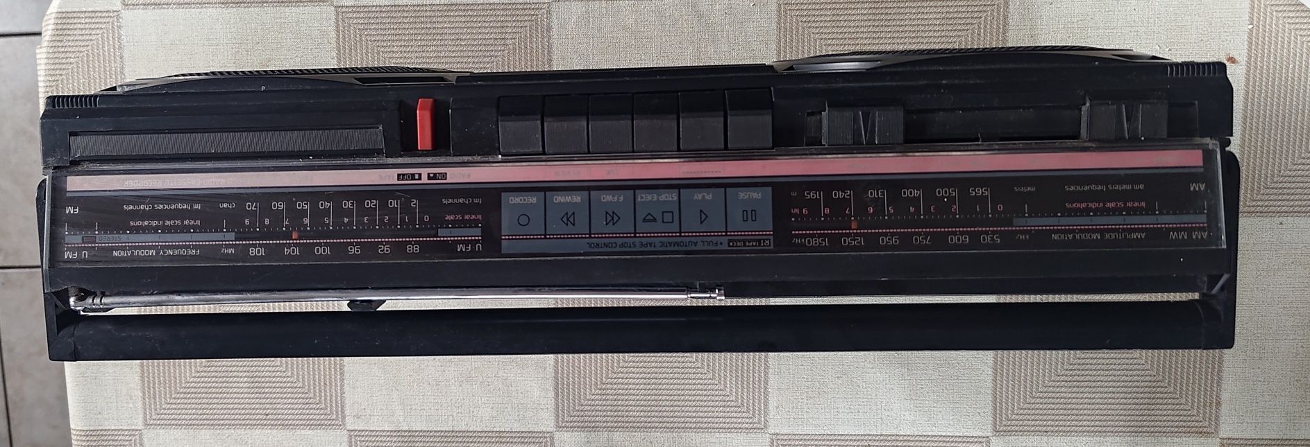 Radiomagnetofon Philips D8040 rok 1986