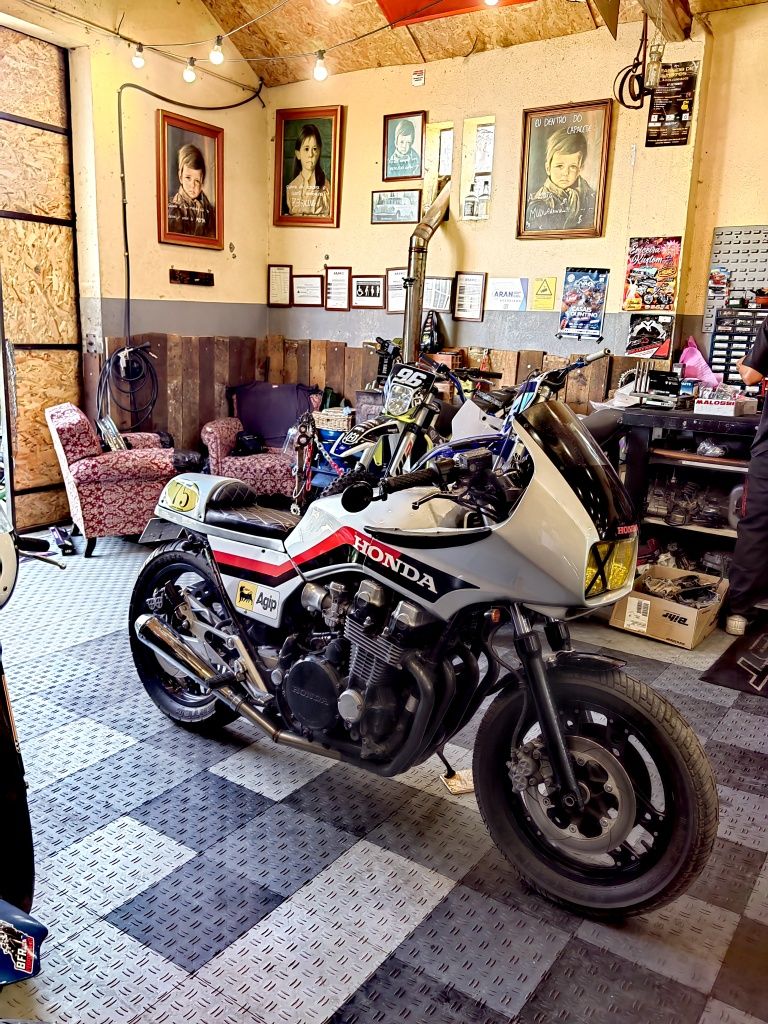 Honda   CBX 750 F