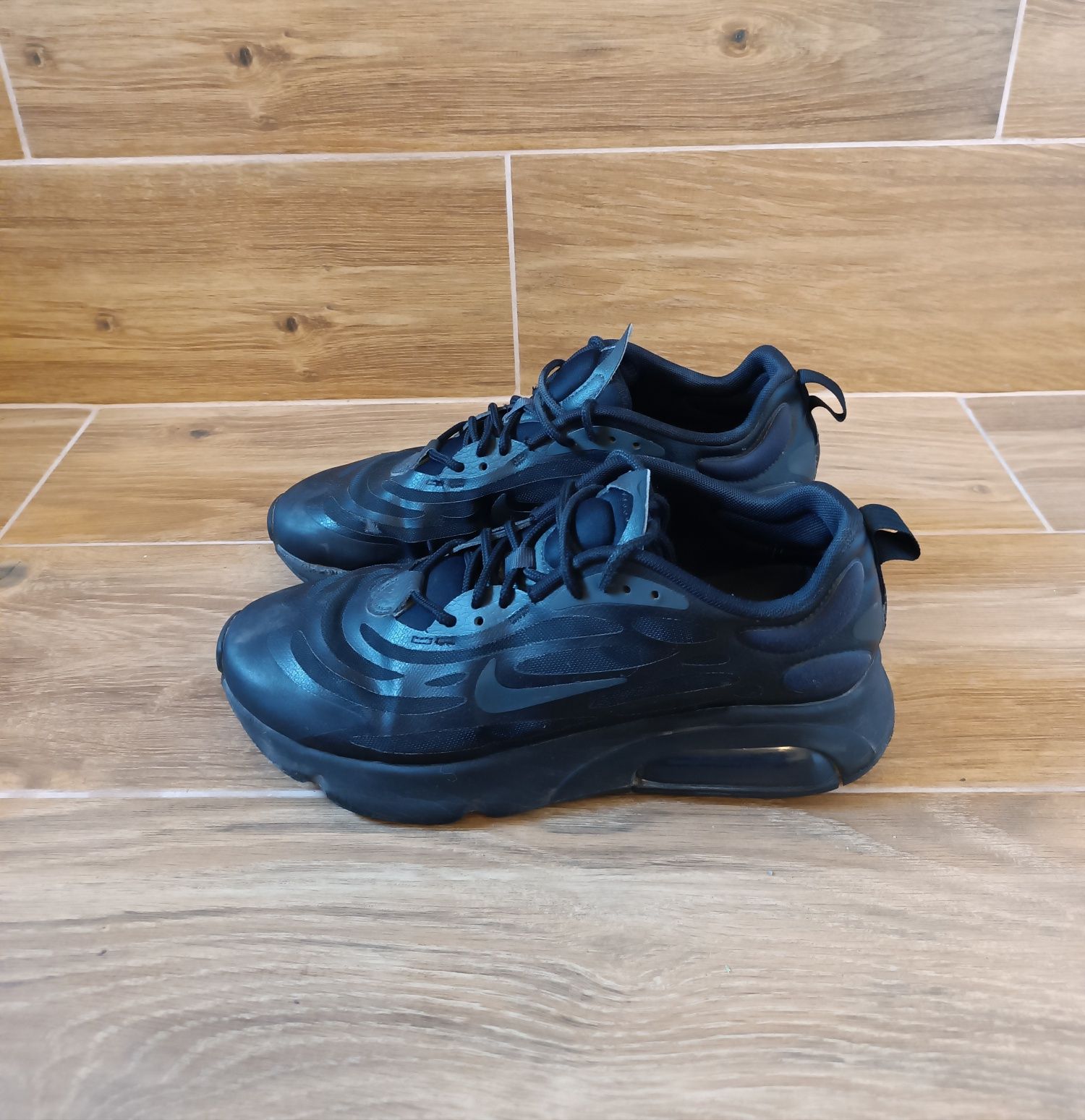 Buty Nike Air Max Exosense Sportowe Oryginalne Wygodne Rozmiar 42.5