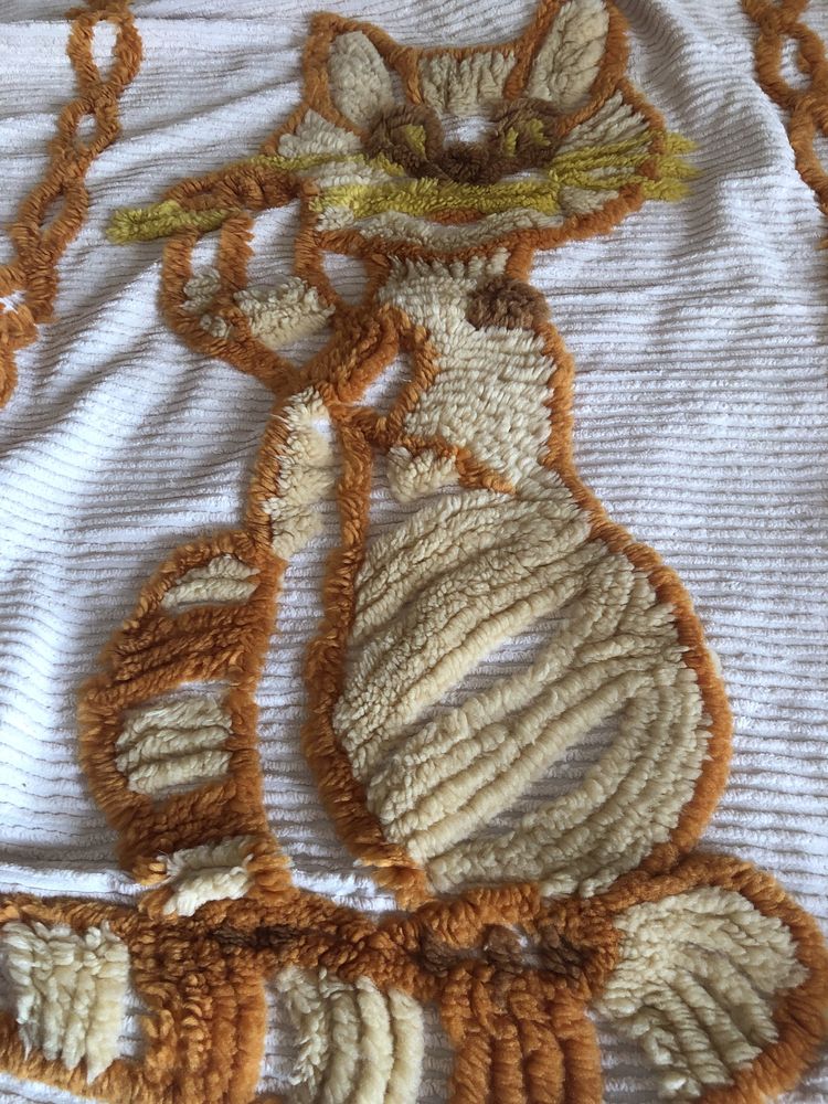 Coberta tipo cobertor,colcha branca para cama de bebe